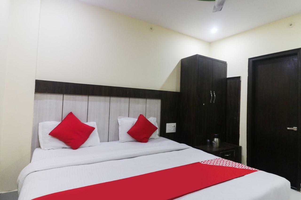Oyo 48974 Hotel Shweta Residency Varanasi Exterior foto
